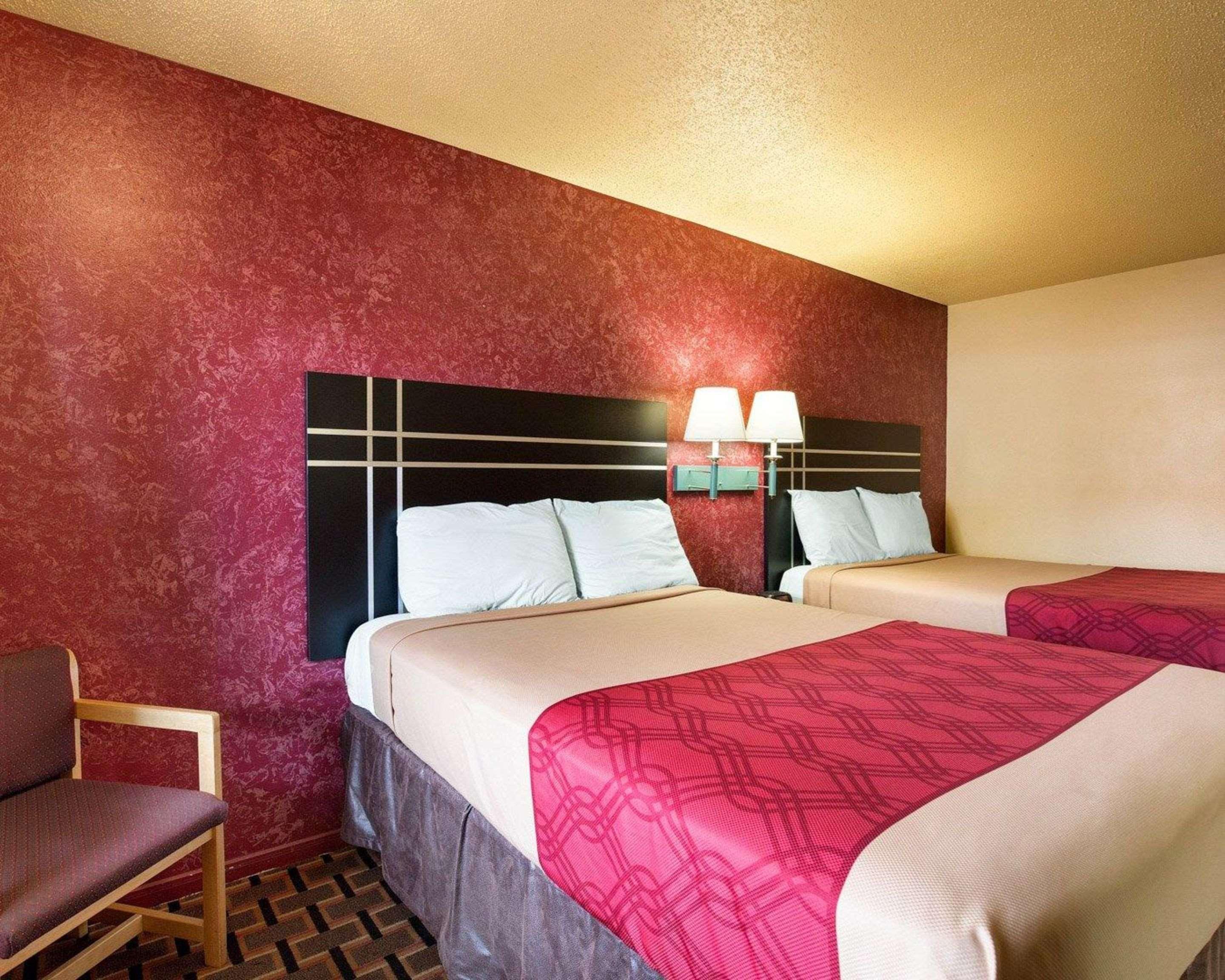 Econo Lodge Houston Brookhollow Esterno foto
