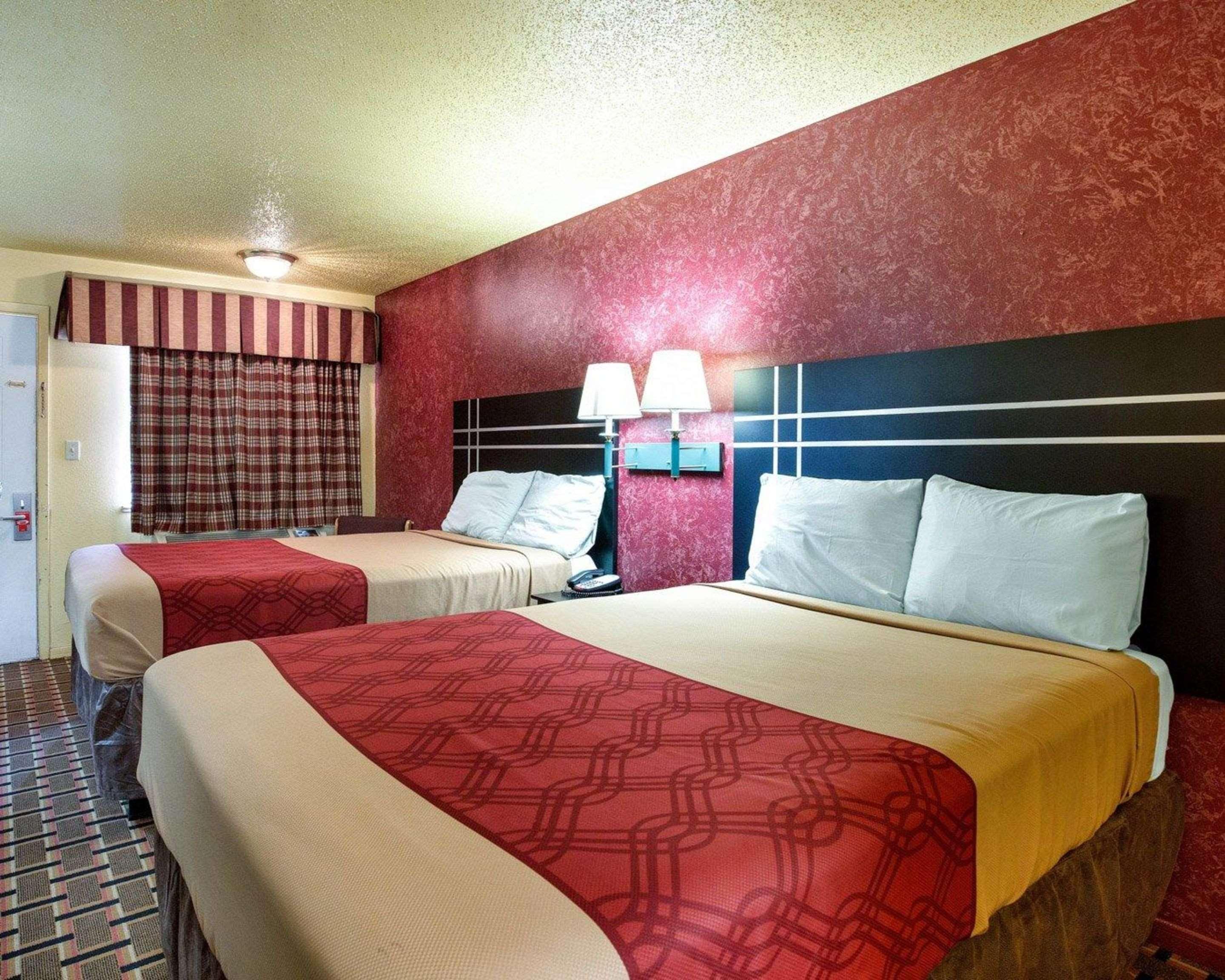 Econo Lodge Houston Brookhollow Esterno foto